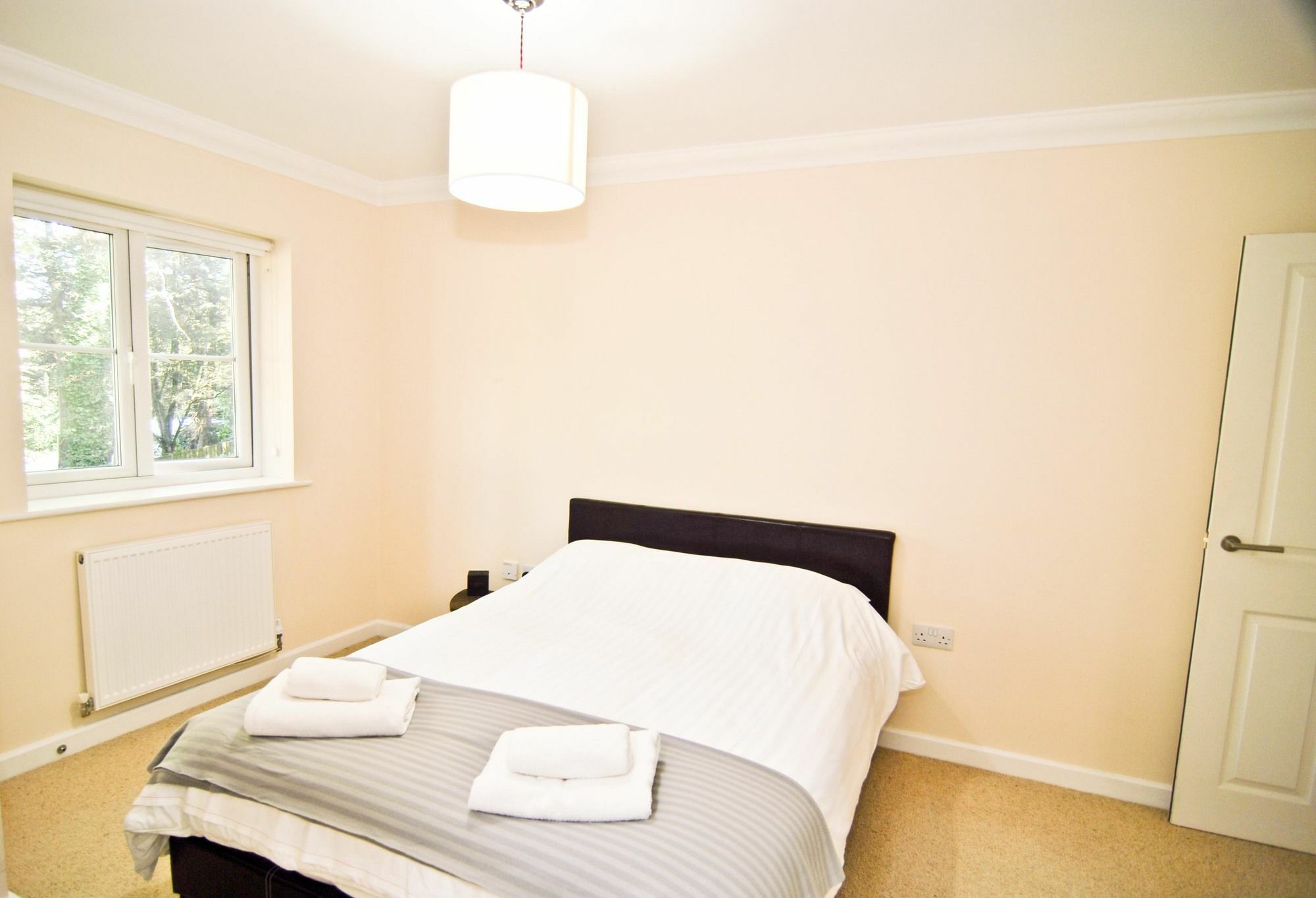 Room And Roof Southampton Serviced Apartments Exterior foto